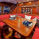 paragon-motor-yachts-reward-home-work-f