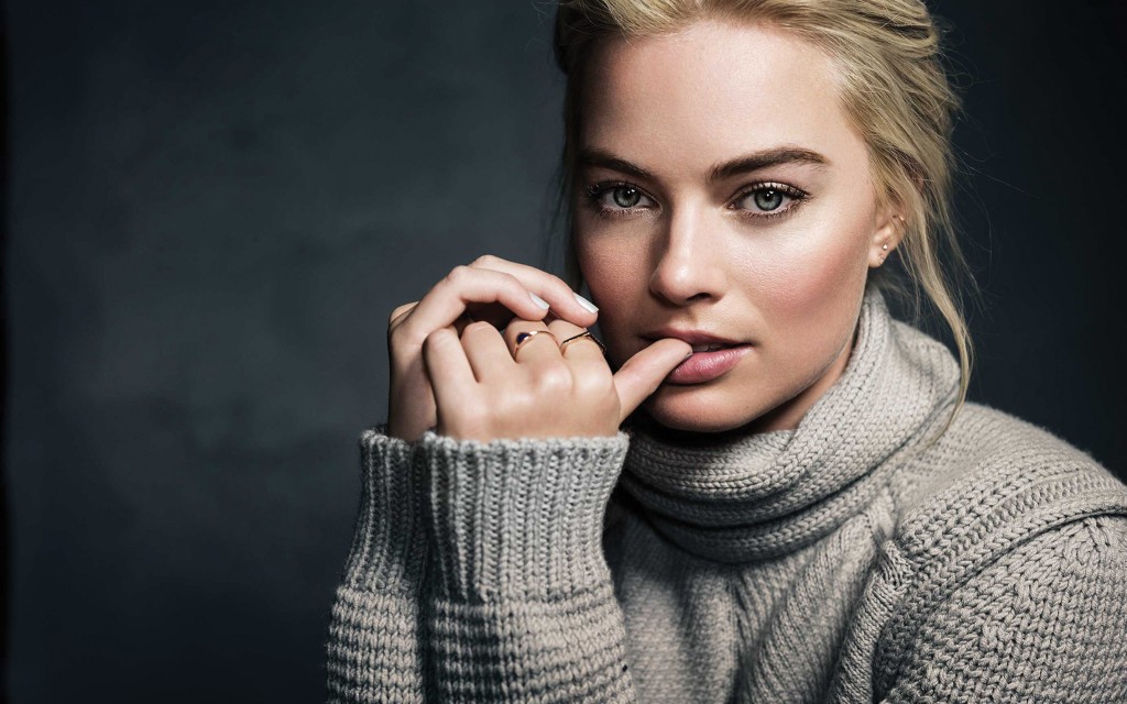 Margot Robbie, Star Of 'Wolf Of Wall Street,' Is An Amateur Hockey