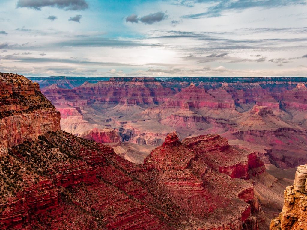 5 Best Canyons for Hiking - The Grand Canyon, Flagstaff, AZ