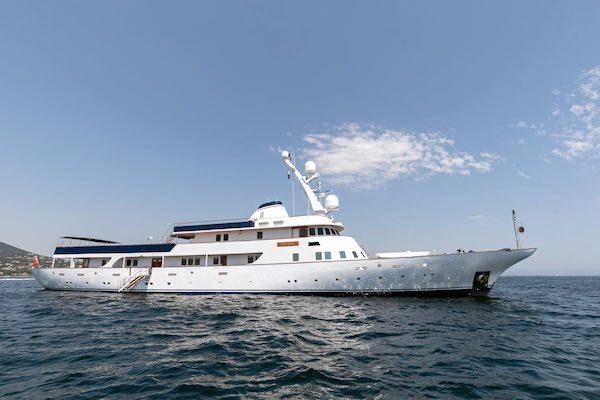 Camper & Nicholsons - Superyacht Paloma