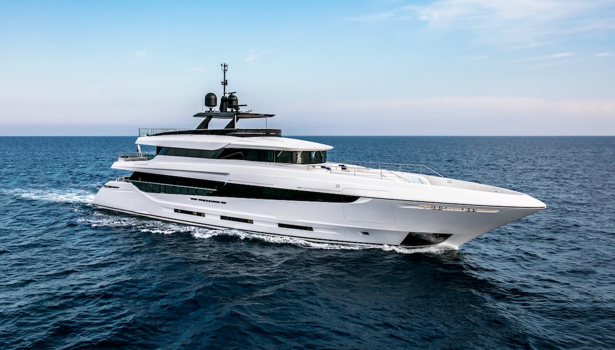 Live the Luxury Lifestyle with Florida Yachts International