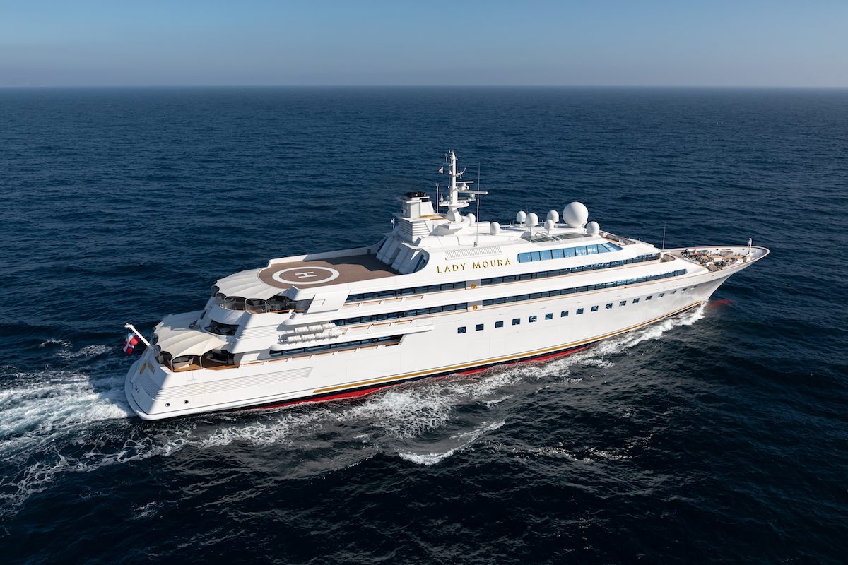 mega yacht lady moura