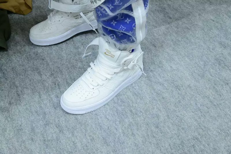 ON FOOT] Louis Vuitton and Nike Air Force 1 by Virgil Abloh : r