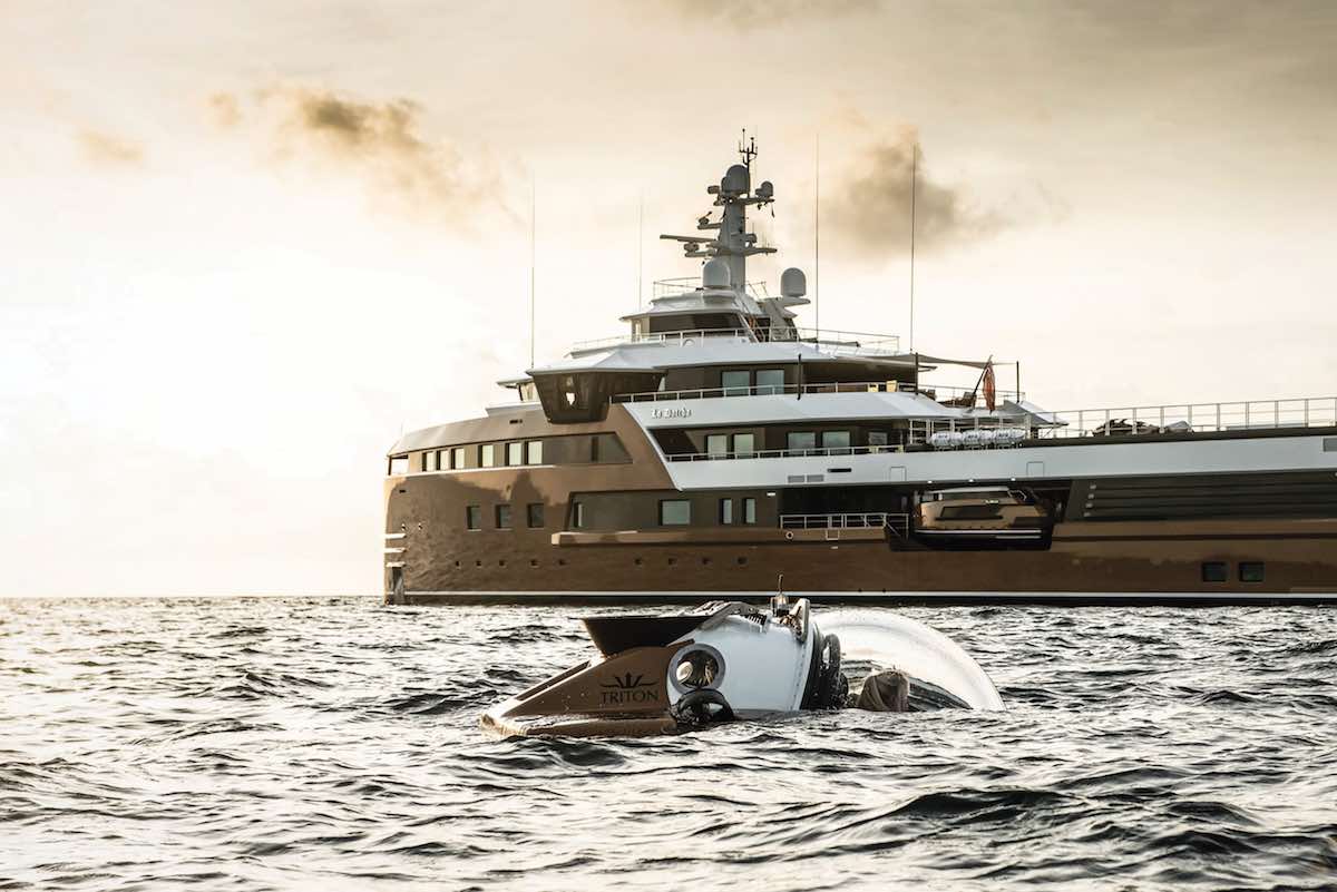 Charter Yacht DREAM Offers Louis Vuitton Handbags