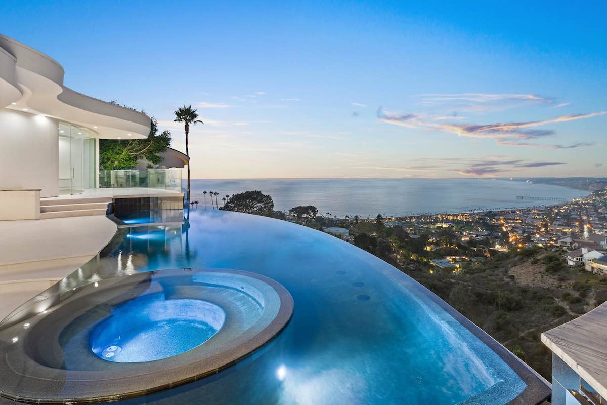 $15.9M La Jolla Hillside Mansion infinity pool view