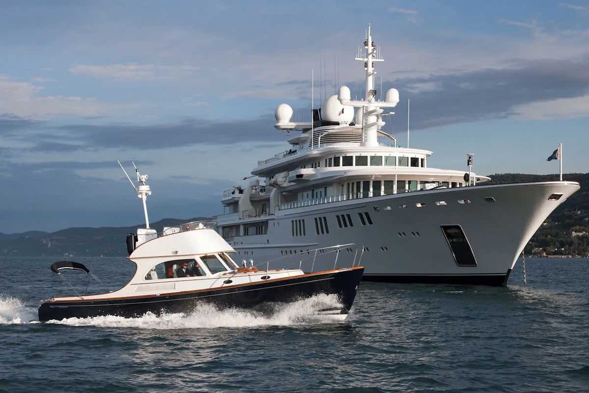 Paul Allen's Tatoosh Superyacht exterior