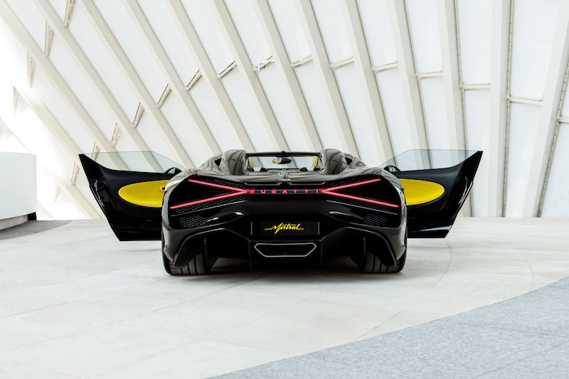 Autos del Futuro - Bugatti W16 Mistral Trasero