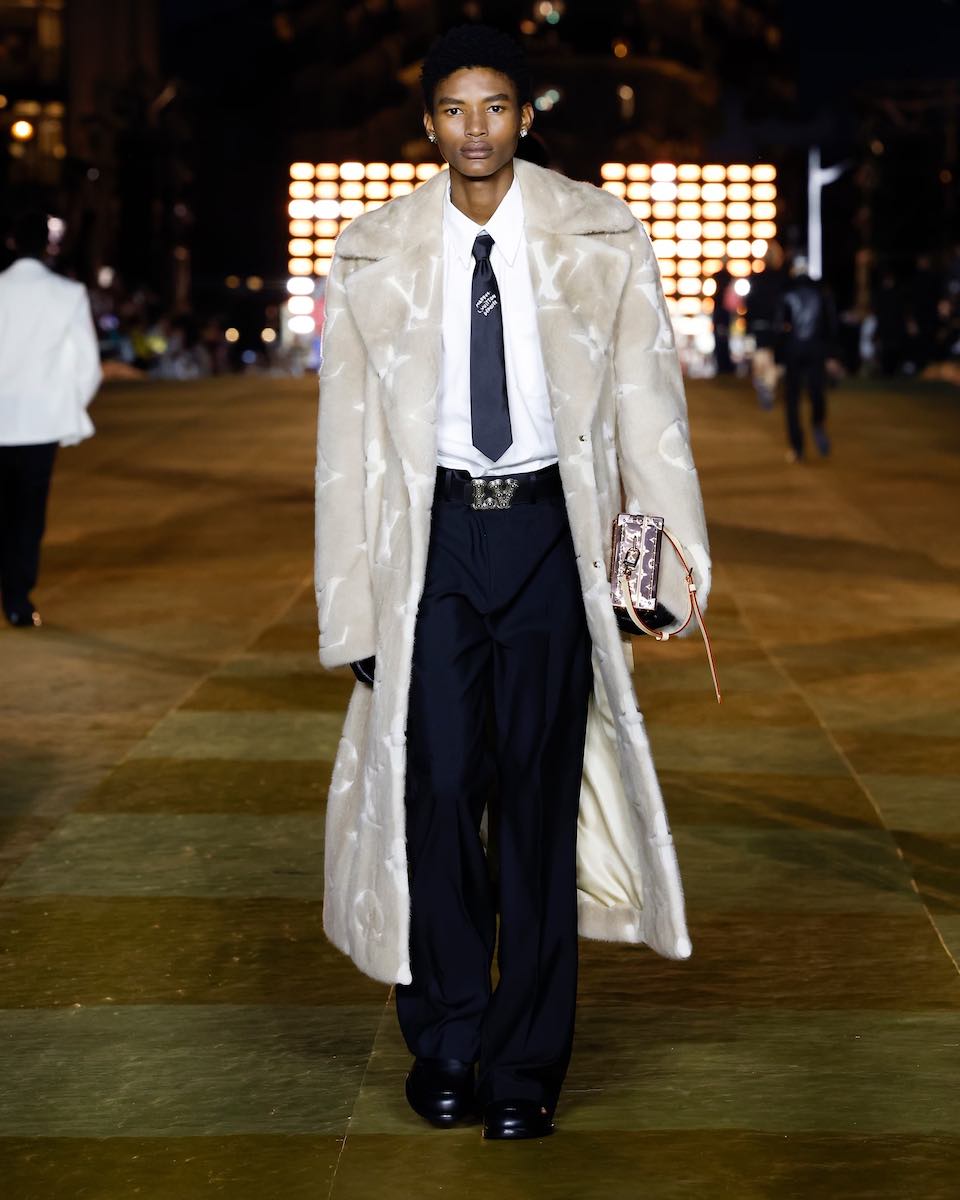 Pharrell's Louis Vuitton Spring 2024 Menswear [2732x4098] : r/fashionporn