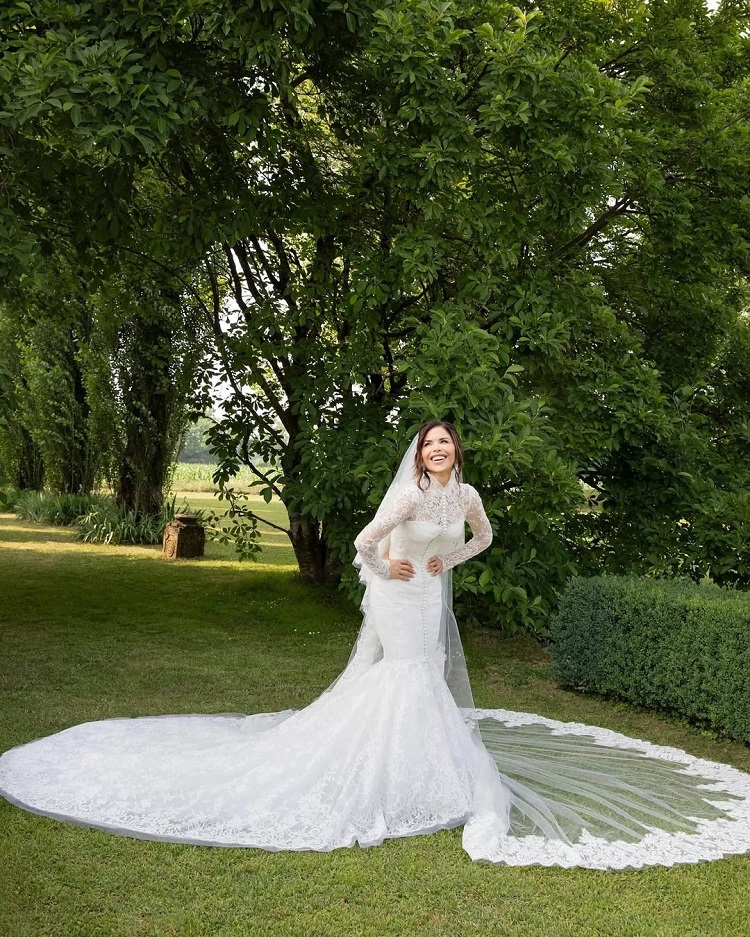 Lauren Sánchez wedding dress
