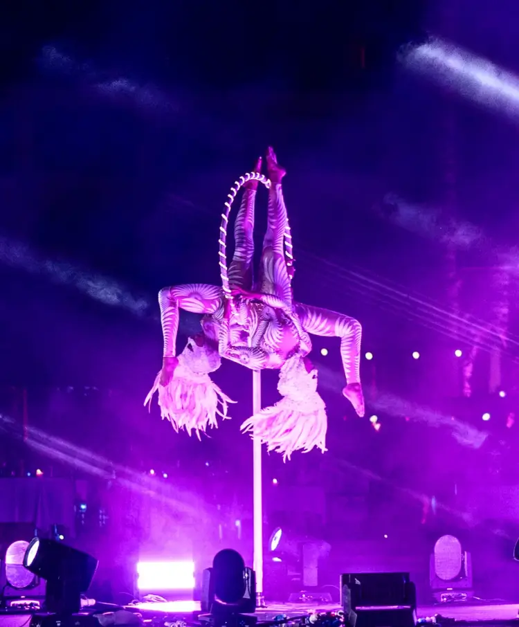Jen Lopez Performance