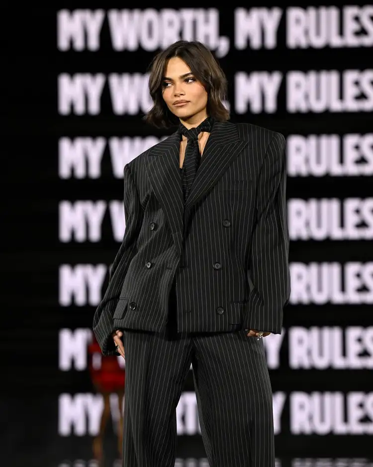@ariana_greenblatt L’Oréal Paris Fashion