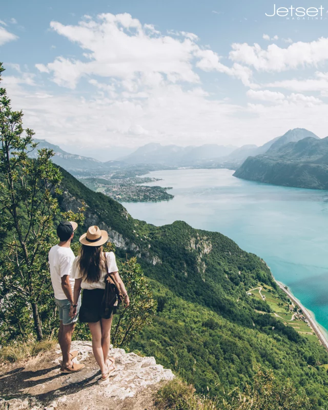 Move over, oceans. It’s European lake season. And while Lake Como, Lake Annecy and Lake Geneva might get most of the love from American travelers searching for a waterway getaway, it’s time to look somewhere a little unexpected: France’s Lake Bourget (Lac du Bourget). 

This dreamy alpine escape is the sleeper hit destined to make your vacation dreams come true in 2025 and beyond.

Read more about Lake Bourget by tapping the link in our bio!

#JetsetMagazine #France #LakeBourget #LacduBourget #Travel #LuxuryTravel #Vacation #LuxuryVacation #Article
